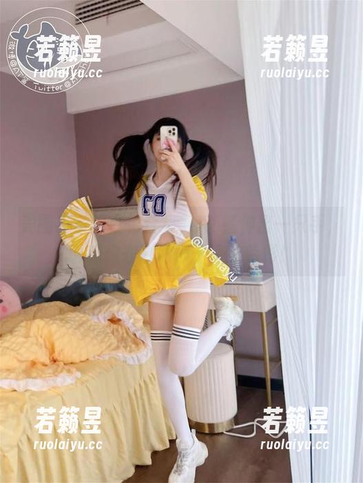 美图不多的白色合集，AT鲨伸出一只手，诱惑你去碰触那干净的色彩！