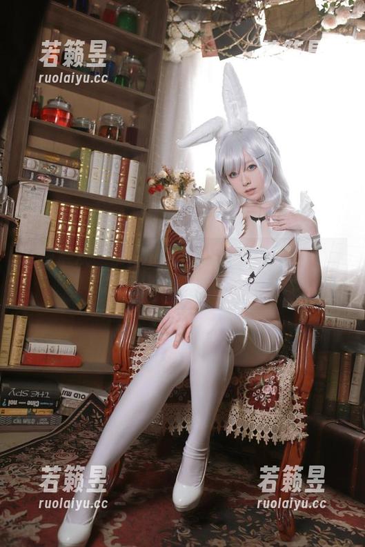 Asagiriai 打破常规,马修和Asagiriai的特别写真,就等你偷偷溜过来看!