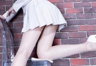 Beautyleg – NaNa又更新水手服写真集了，乖乖，她怎么会把这种纯真的搭配玩得这么不一样？