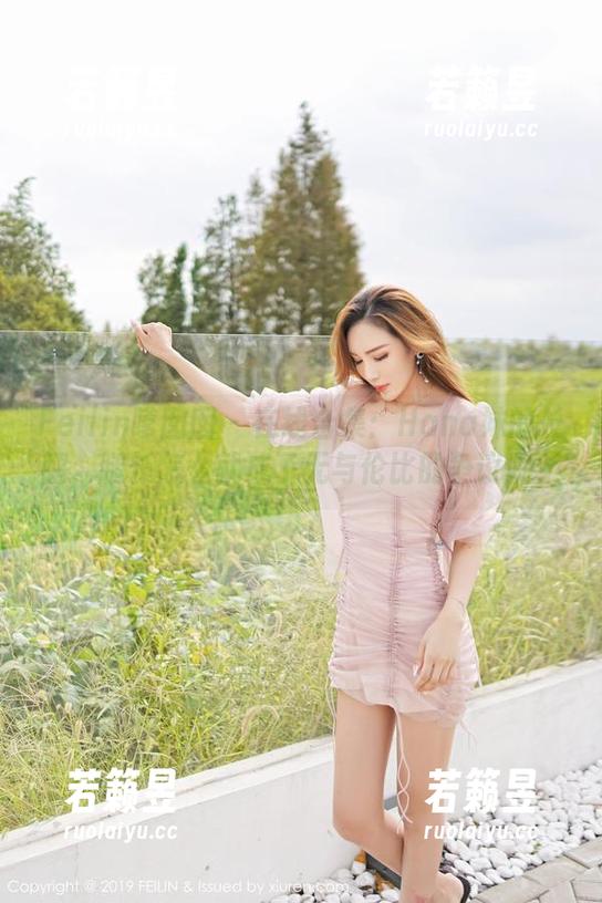 Feilin嗲囡囡 - 在线合集：Hana妹的长腿，腿长怎么就成了无与伦比的争议呢？