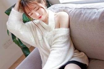 Feilin嗲囡囡 – 施忆佳KITTY的灰丝图库：今天你看灰了吗？