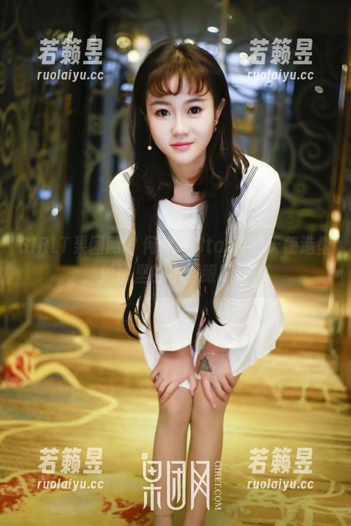 GIRLT果团网-何梦兮Stacy GIRLT果团网 - 何梦兮Stacy的天使造型,原图里的不起眼哼哼jk