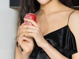 KelaGirls克拉女神 – 依娜丝短裙图集，私拍就是这么任性，让我这个路人也想加入！