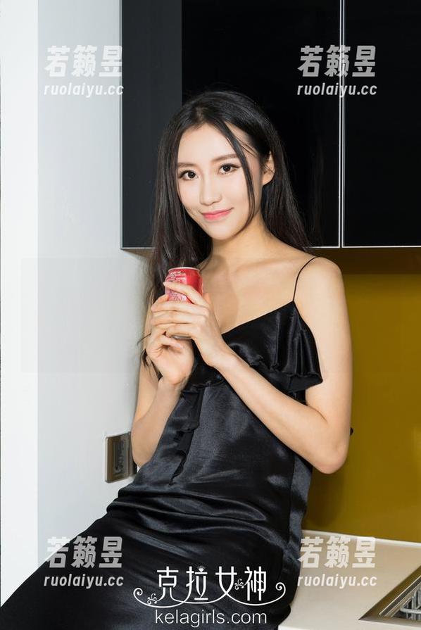 KelaGirls克拉女神-依娜丝 KelaGirls克拉女神 - 依娜丝短裙图集,私拍就是这么任性,让我这个路人也想加入!