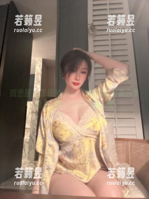 微密圈 - 发现MIYA：她的清纯写真合集总是让我忍不住多瞧几眼