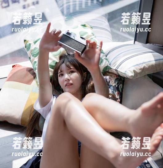 咖啡馆初登场，Seoyool(서율)的写真图集让我闹心了...暗示是什么来着？