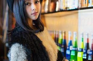 TGOD推女神 – 在宛恩miyu的JK图包里面，竟然可以找到青春的疯狂！