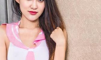TouTiao头条女神 – 穆菲菲的连衣裙套图—她的风格让人直冒冷汗