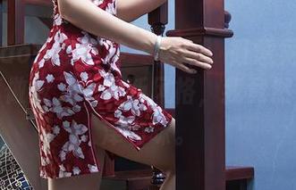 TouTiao头条女神 – 更新：筱慧竟然把透明写真做成了一种新风格，我竟然看得津津有味。