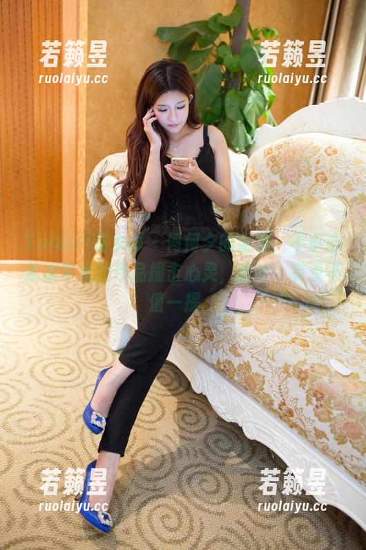 TuiGirl推女郎 - 何何夕的全集，不小心就被学姐的作品撞击心灵，哈哈，有点不值一提。