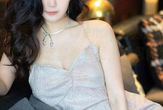 Xiuren秀人网 – Wendy智秀泳衣私房：其实我觉得这套路在线，图包内容还算带劲。