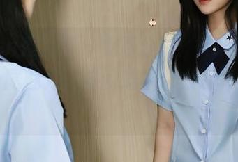 Xiuren秀人网 – 免费分享：lingyu69的双马尾魅力，真的是不能太认真的那种！