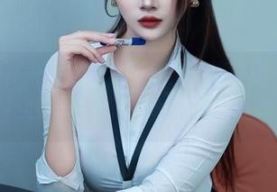 Xiuren秀人网 – 运动与周周不吃香菜的契合，咦，原图里有什么我没看到？