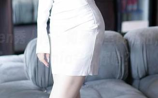 Xiuren秀人网 – 如果教室能私拍，那徐微微mia会教你啥？