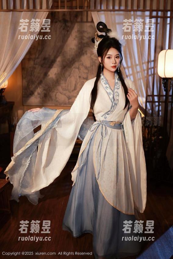 Xiuren秀人网 - 又见月酱儿：福利满满的图片好似一部“微剧”！