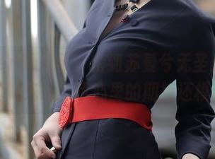 Xiuren秀人网 – 轮到苏曼兮无圣光，图包里的光线比我心里的期待还模糊。