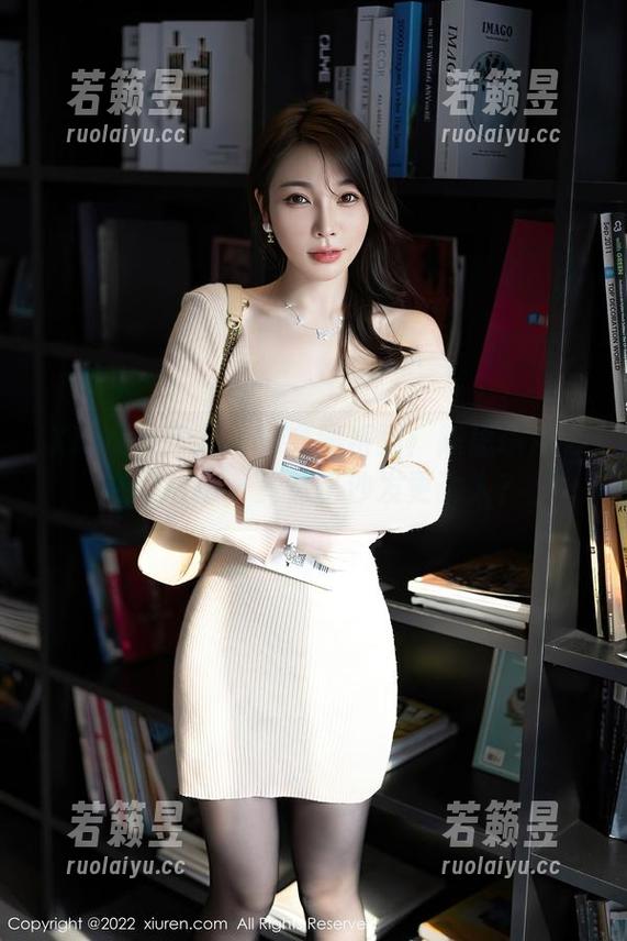 Xiuren秀人网-陈思琪Art Xiuren秀人网 - 套图系列:陈思琪Art在运动中,竟然比沙发更诱人?
