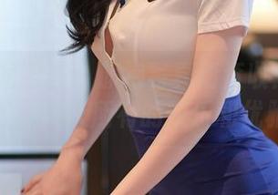YouMi尤蜜荟 – 旗袍写真请查收：周妍希承包了今天所有的快乐和优雅！
