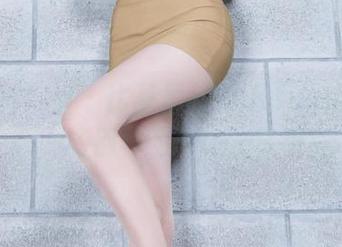 beautyleg – 比基尼和YuHsuan的约会—一场别样的写真分享街宴