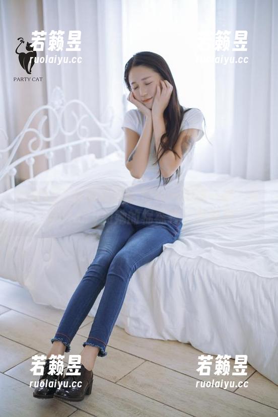 partycat轰趴猫-可乐Vicky partycat轰趴猫 - 福利一波接一波,可乐Vicky和她的棉袜换了种风格
