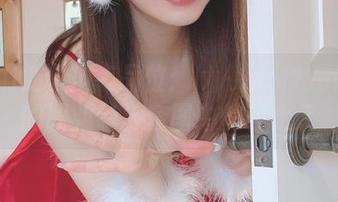 让我们低调但有品位：けん研(けんけん)的职业装与套图中的轻松感