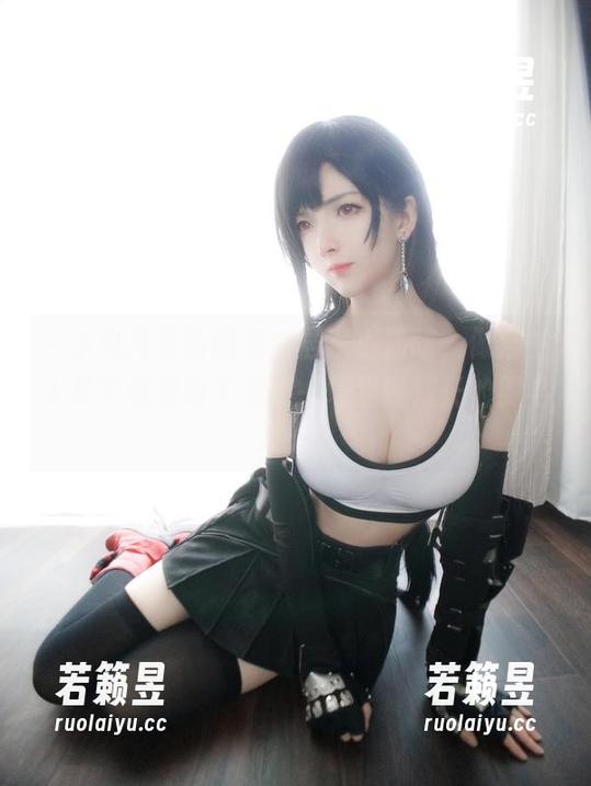 一小央泽最新图包：居家小猫咪，做猫主人其实就是每天观察一场猫咪成长的肥宅人生。