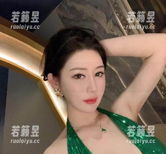 微密圈 - 不爱笑的赛琳的教室图包，诶，我是不是该开始怀念上学的日子？