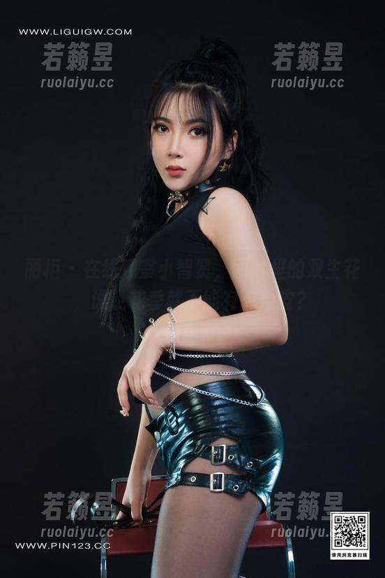 丽柜-小智贤 丽柜 - 在线观察小智贤,图片里的双生花,谁说花季就不能有点俏皮?