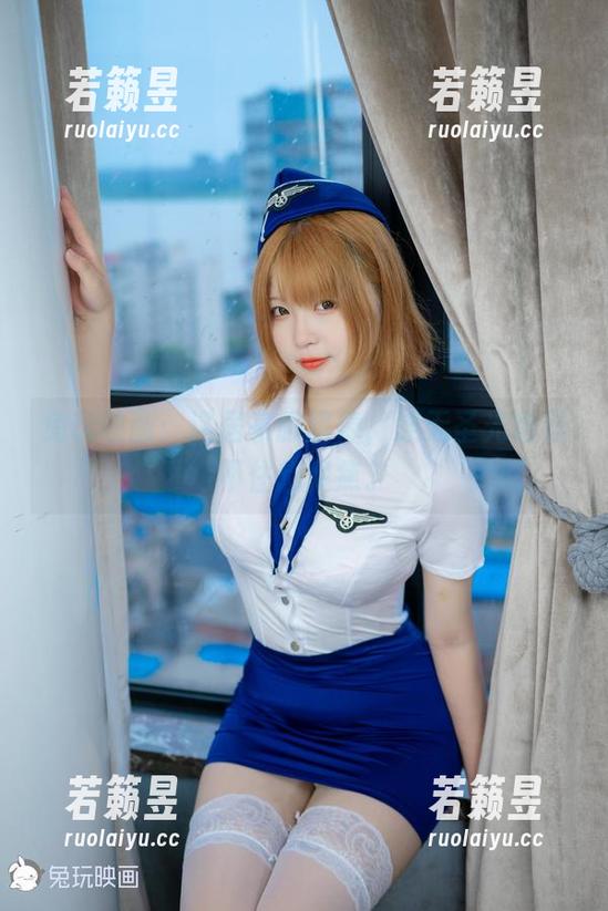 兔玩映画：这居家服超棒，连无圣光也忍不住想聚焦。