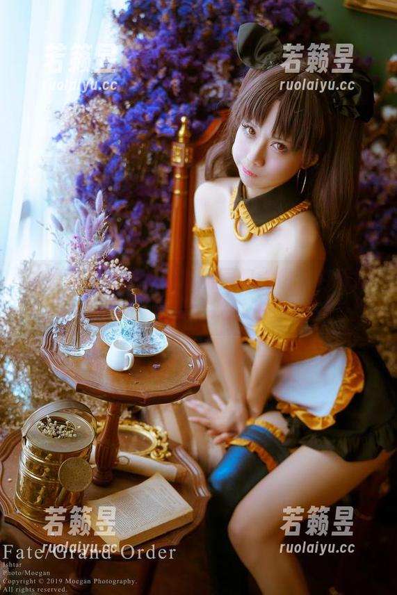 冲田凛花rinka 冲田凛花rinka的私房图集:绫波芭蕾旗袍的组合,真是让人意外的和谐!