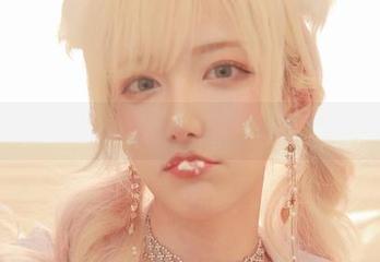 暗夜里的啾小妍Deer：观看猫女的不同维度合集