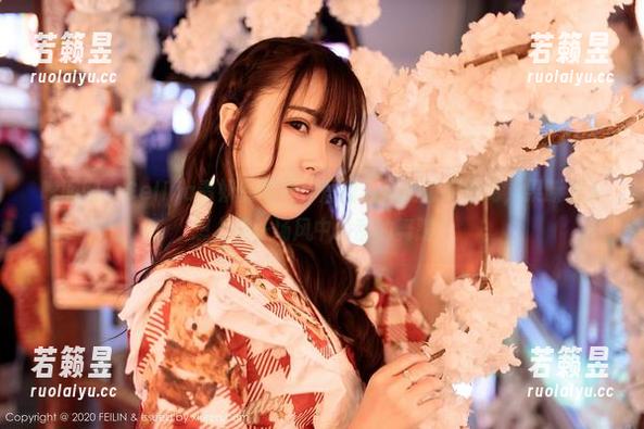 嗲囡囡 - Celina青妍的写真：短裙与风的情感纠葛，果断让人想上演一场风中凌乱的舞蹈！