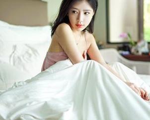 嗲囡囡 – 体操服全套，陈媚儿是不是想让我咽口水？图包里藏了什么亮点？