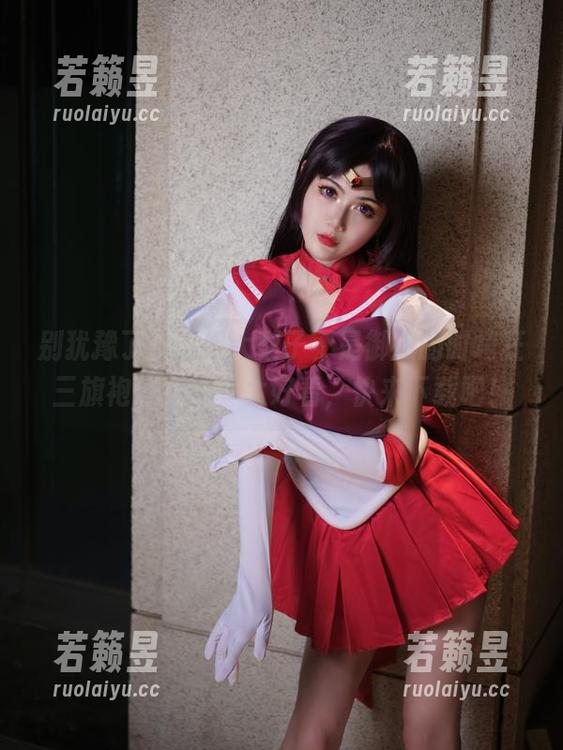 大梨子不是御姐 别犹豫了,这组大梨子不是御姐的时崎狂三旗袍新春写真太好看,快来下载吧!