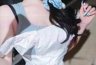 女主K的制服在线上，又软又糯，原图真有点难以捉摸呢。