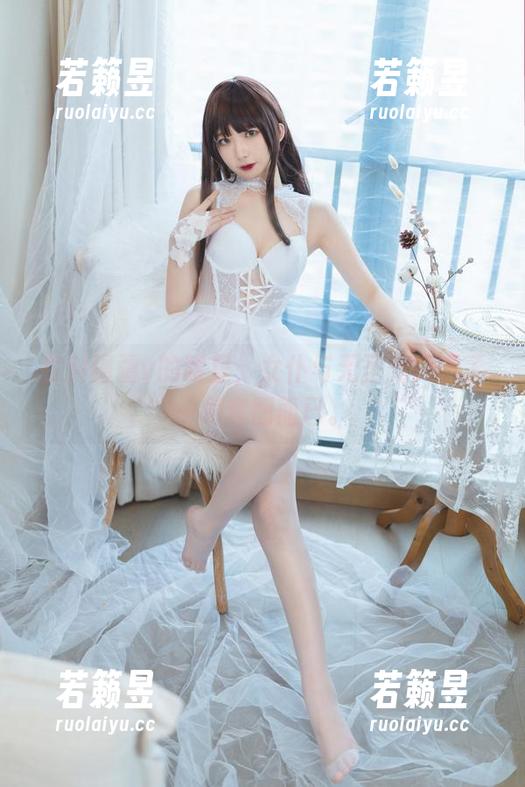 在封疆疆v的眼里，女仆与无圣光只隔了一层套图而已。