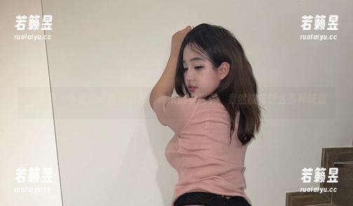 小优优子 微密圈 - 小优优子校服套图:简单的衣服下,竟然能有这么多种味道
