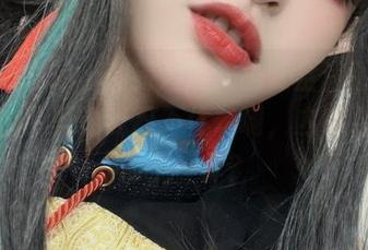 突破想象的小和甜酒魔女猫咪全套图包，光看封面就让我忍不住想啊，内容会不会很不一样？