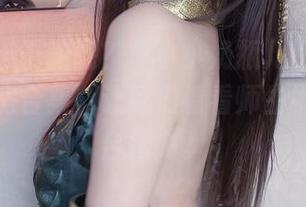 “课堂上干嘛呢？”小小奶瓶儿的双马尾制服私房合集，让我们看看师生剧情的天台接力。