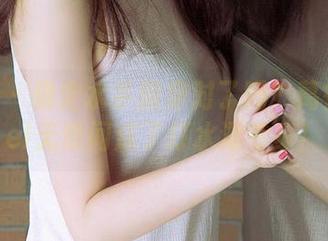 尤果网 – 确定水手服穿对了吗？葛征model无意间成了打水漂专家！