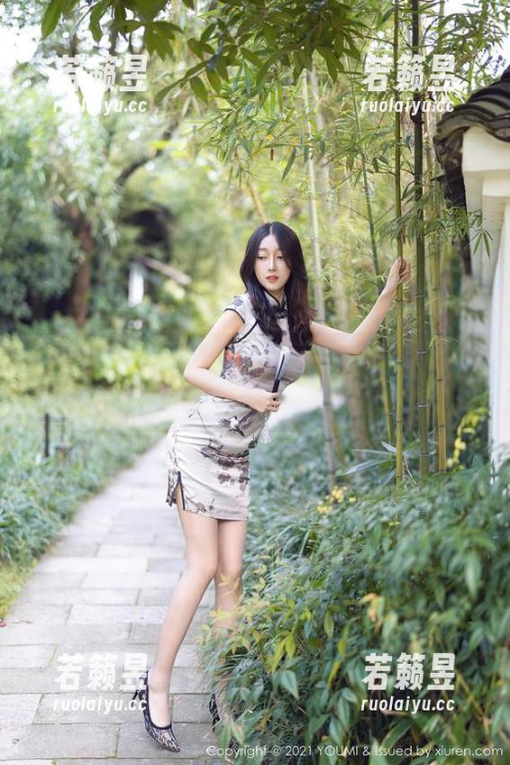 尤蜜荟 - Carol周妍希的黑丝合集，穿上它我也想黑化一下