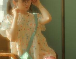幼水铃衣说了，她是女王，看看这套图想聊聊夜晚的氛围