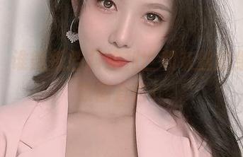 就问，谁能抵挡抖娘利世和灰丝的组合？原图直击！
