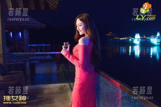 推女神-王婉悠Queen 推女神 - 怎样才能不花钱?看王婉悠Queen的短裙照片,轻松搞定