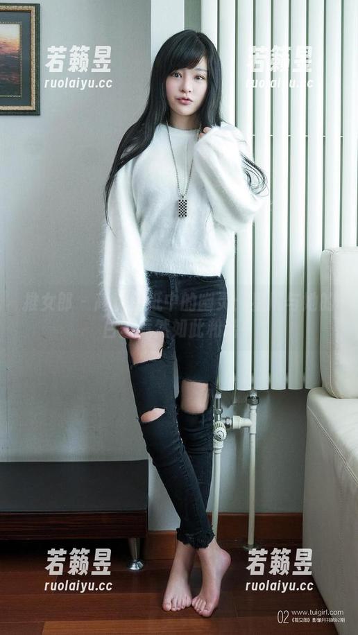 推女郎 - 高清壁纸中的幽灵：星辰与她的白丝竟然如此和谐！