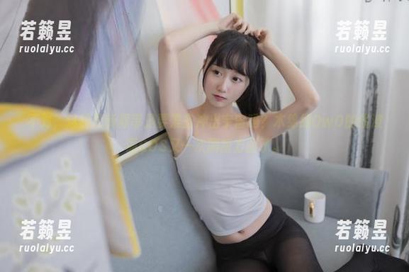 木绵绵OwO 不对,这种更新频率是要准备冲出宇宙吗?木绵绵OwO的绫波丽COS又一次刷新方面了。