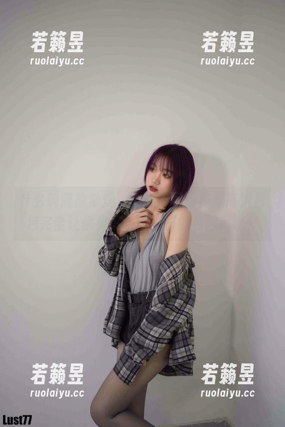 柒柒不可爱 什么叫跳脱常规,柒柒不可爱校服高清图包完全让你见识到不一样的校园风味!