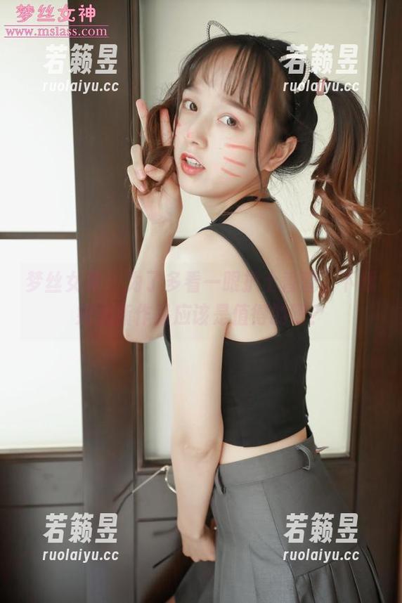 梦丝女神 - 为了多看一眼护士香萱，下载她的新作品应该是值得的吧？