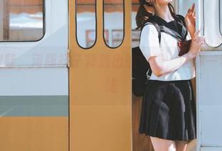 全套高跟鞋，河豚抚子释放出的气场，让你一秒有了想法