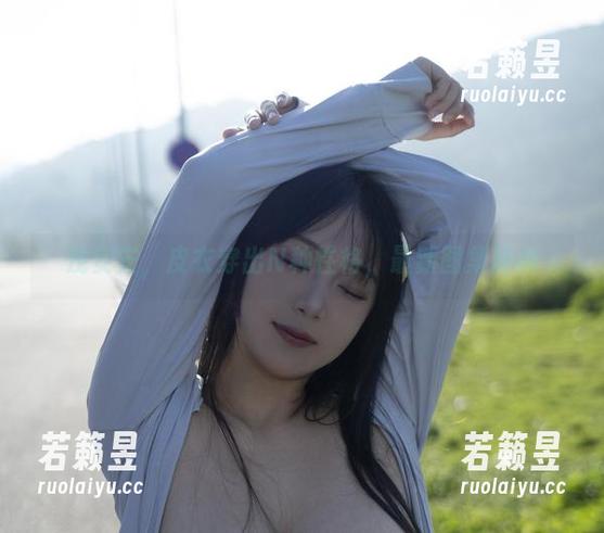 浅安安，皮衣穿出N种性格，最新图集解构